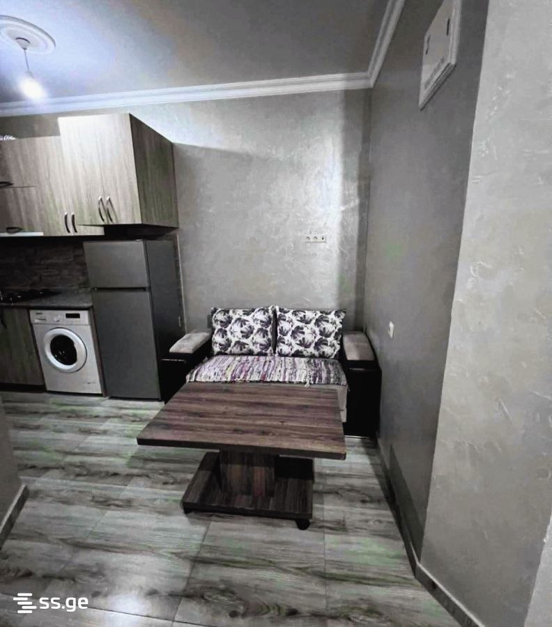 2-Room Flat with One Bedroom photo 7 of 8