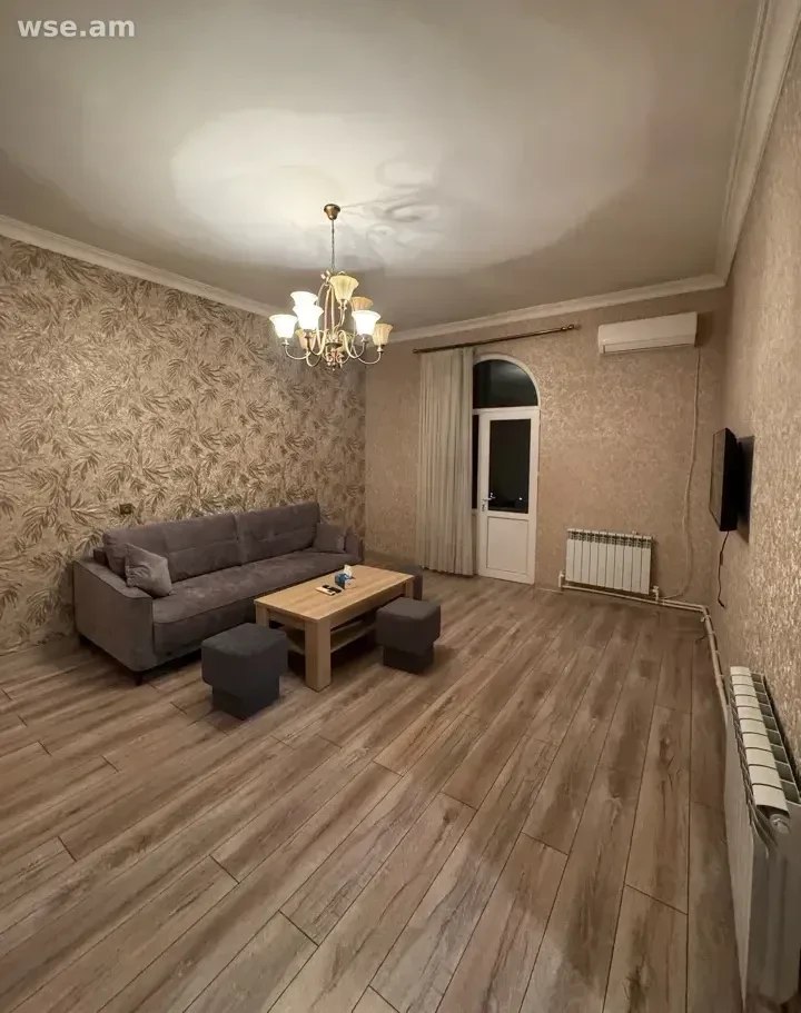 1-Bedroom Apartment in Kentron photo 4 of 8