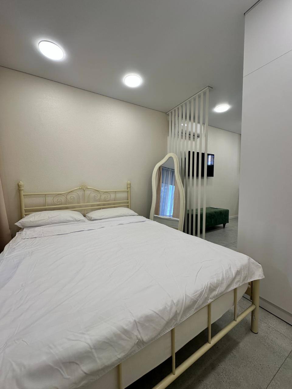 New 1-Bedroom Apartment in Central Batumi photo 8 of 8