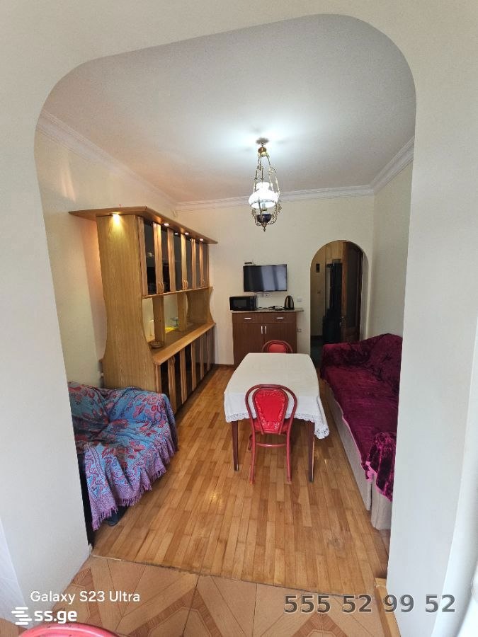 2-Room Apartment for Rent in Batumi photo 3 of 8