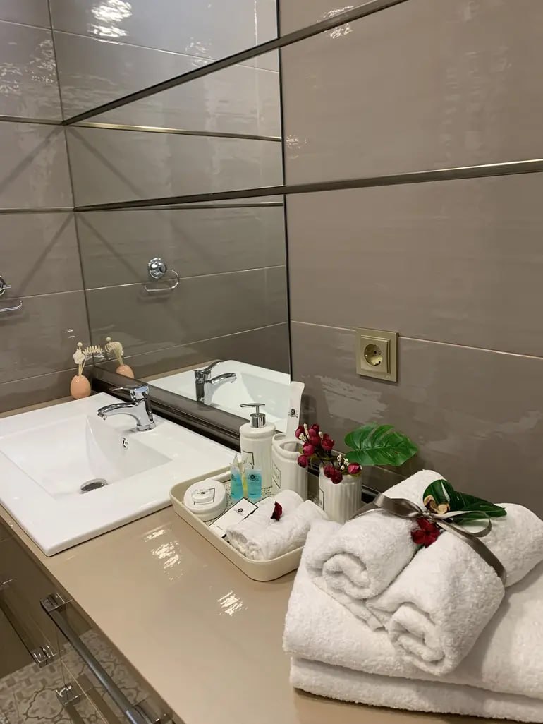 New One-Bedroom Apartment in Vake photo 2 of 8