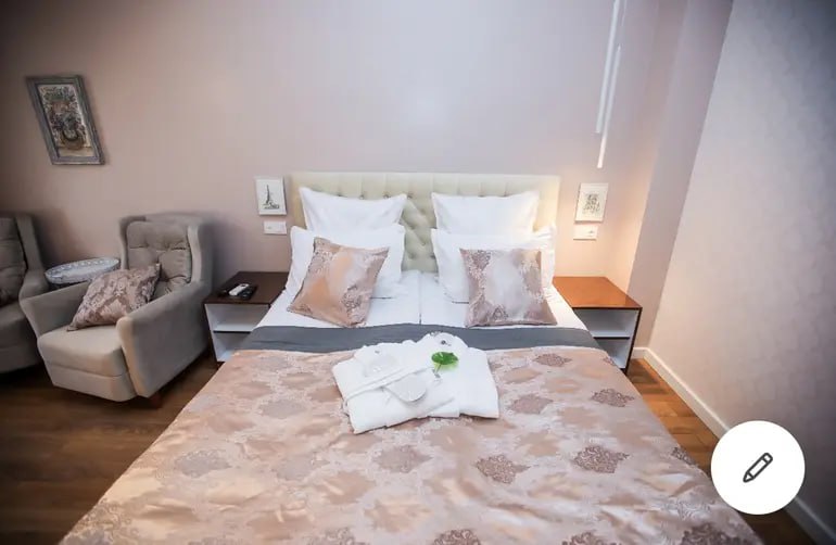 New One-Bedroom Apartment in Vake photo 8 of 8