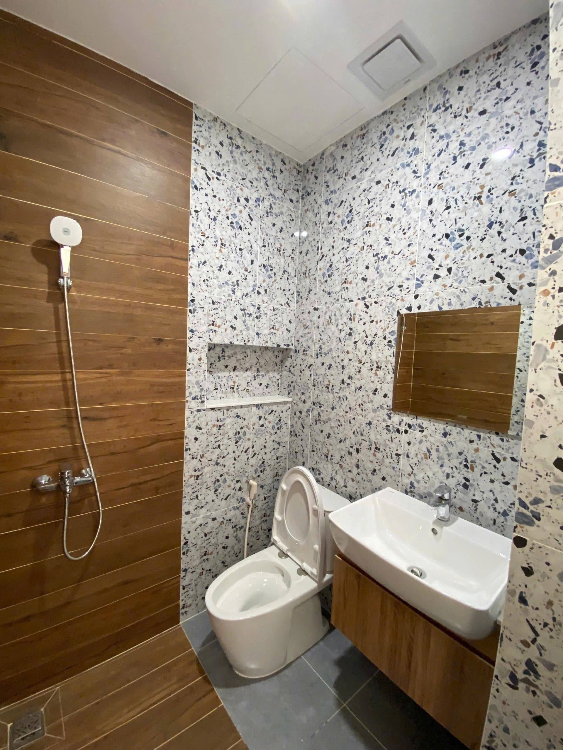 Studio Apartment in FPT City photo 4 of 4