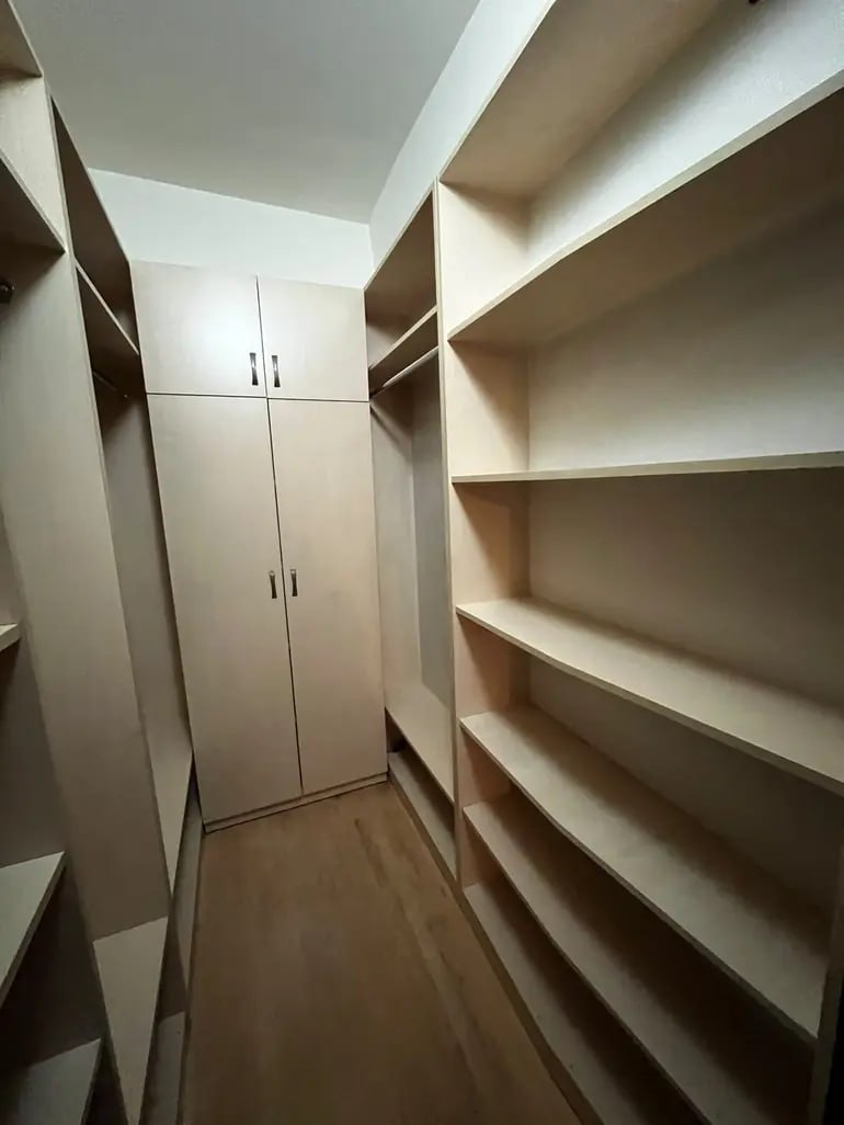 Three-Room Apartment in Old Tbilisi photo 2 of 8