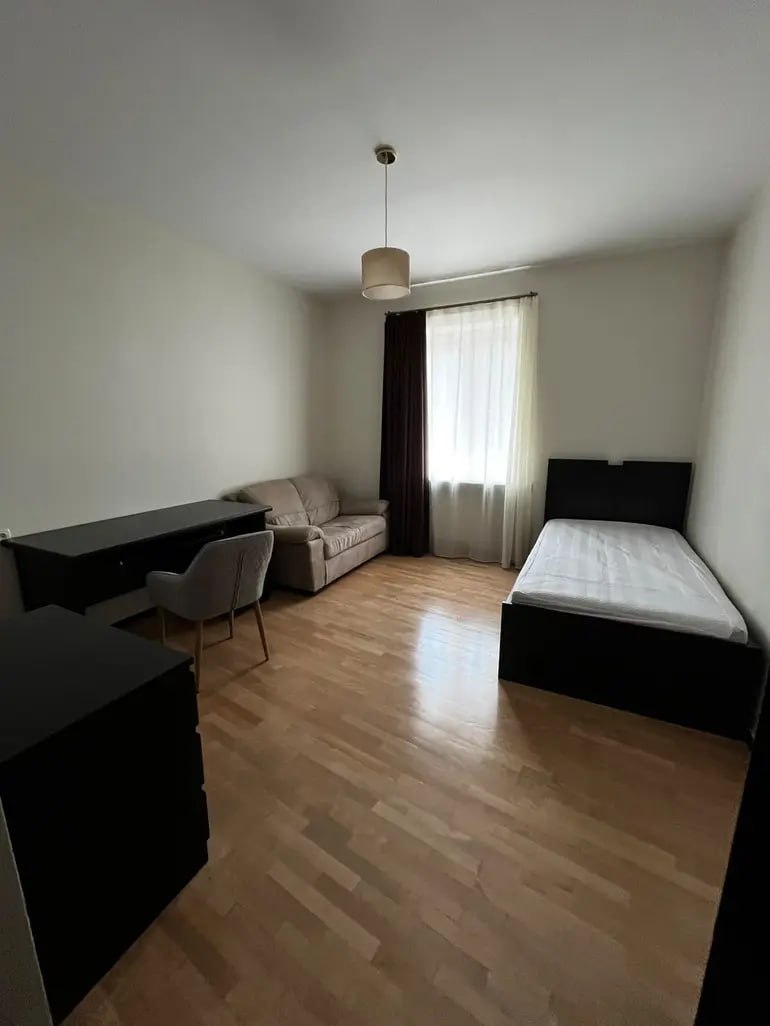 Three-Room Apartment in Old Tbilisi photo 5 of 8