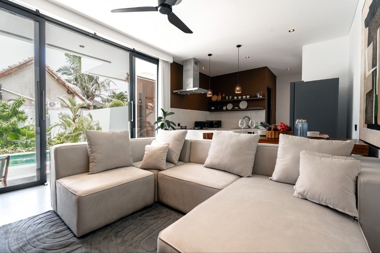 Stylish 2-Bedroom Villa in Pererenan photo 2 of 5