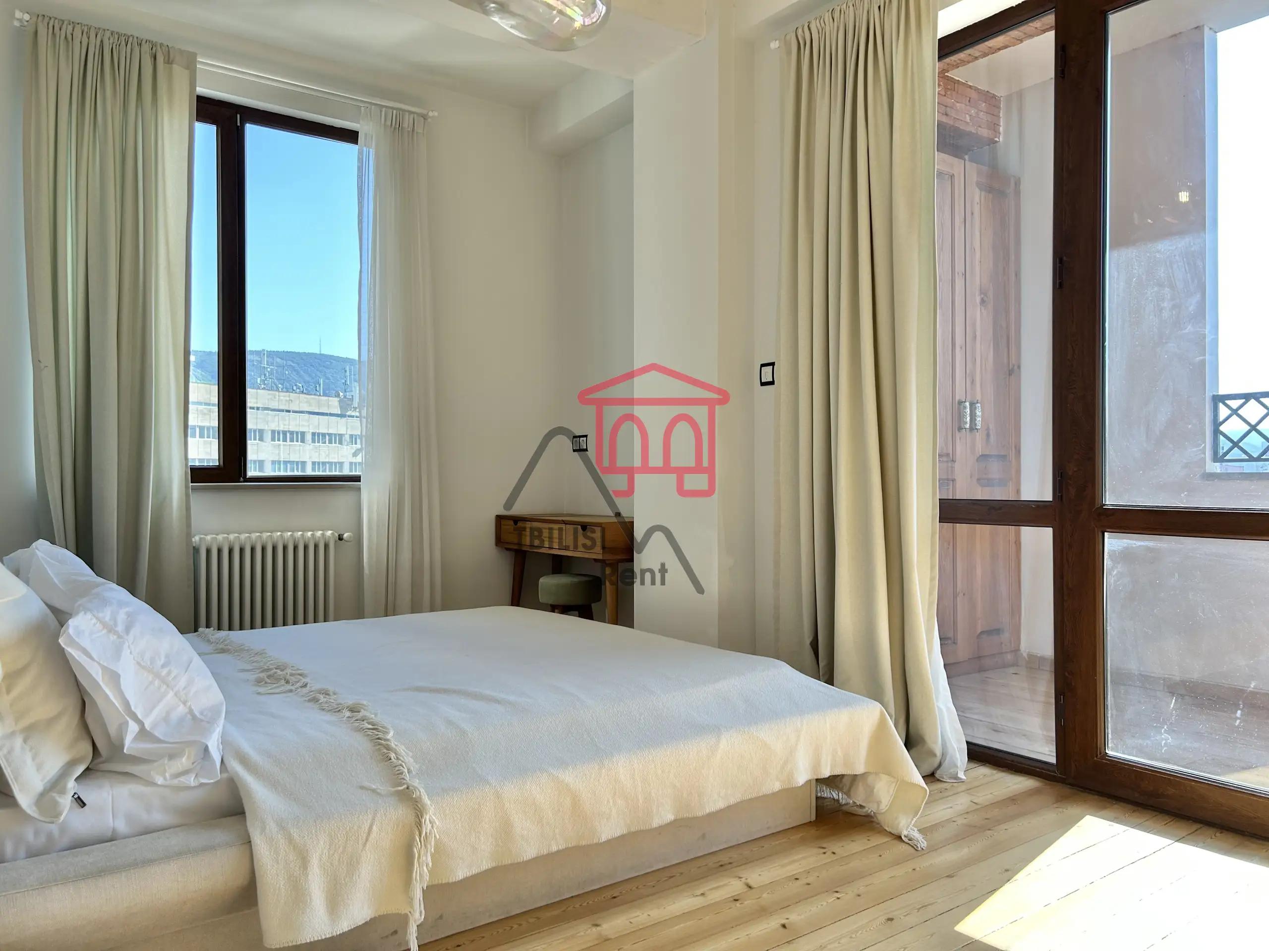 Designer 2-Bedroom Apartment in Saburtalo photo 1 of 8