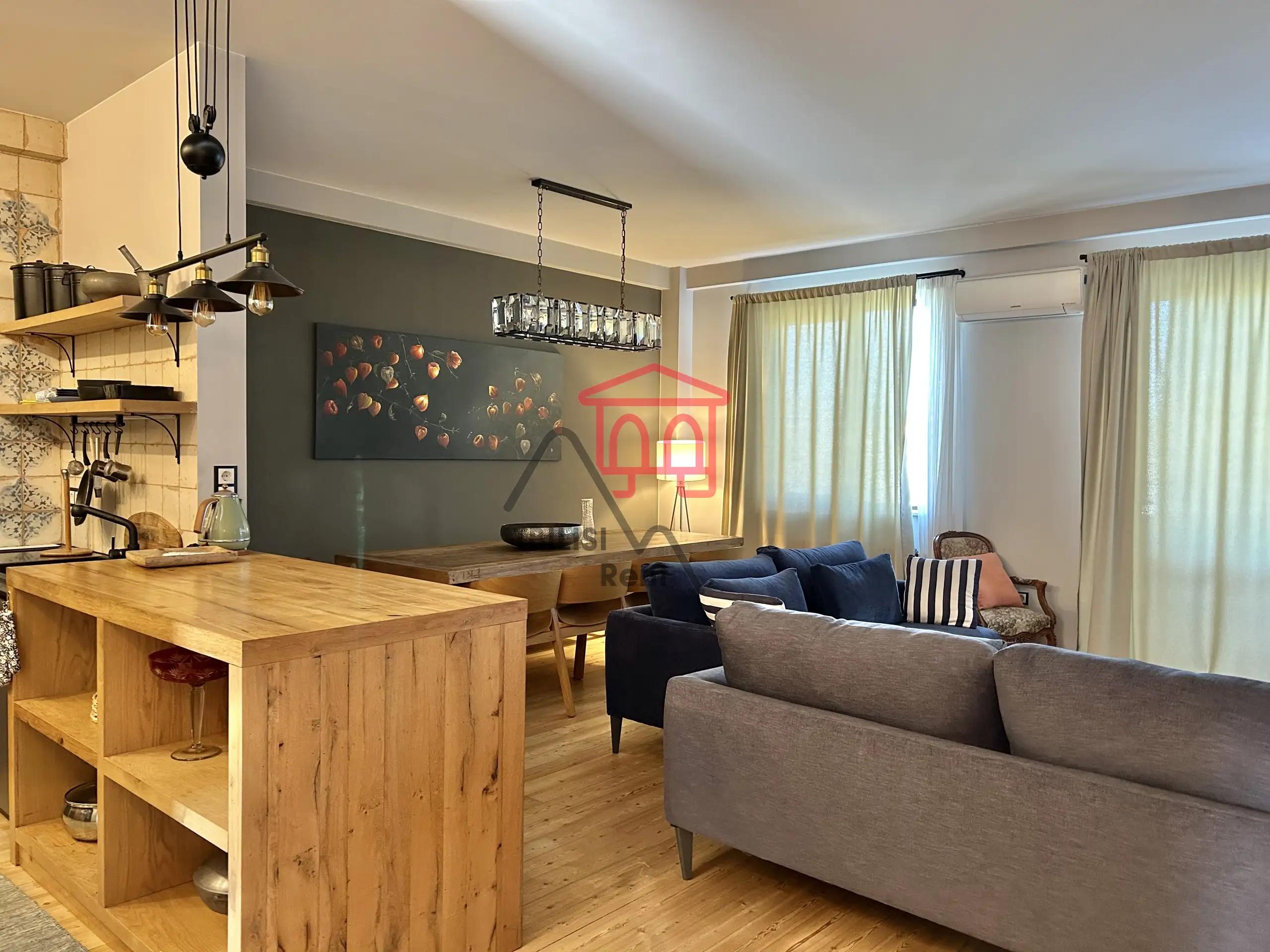 Designer 2-Bedroom Apartment in Saburtalo photo 5 of 8