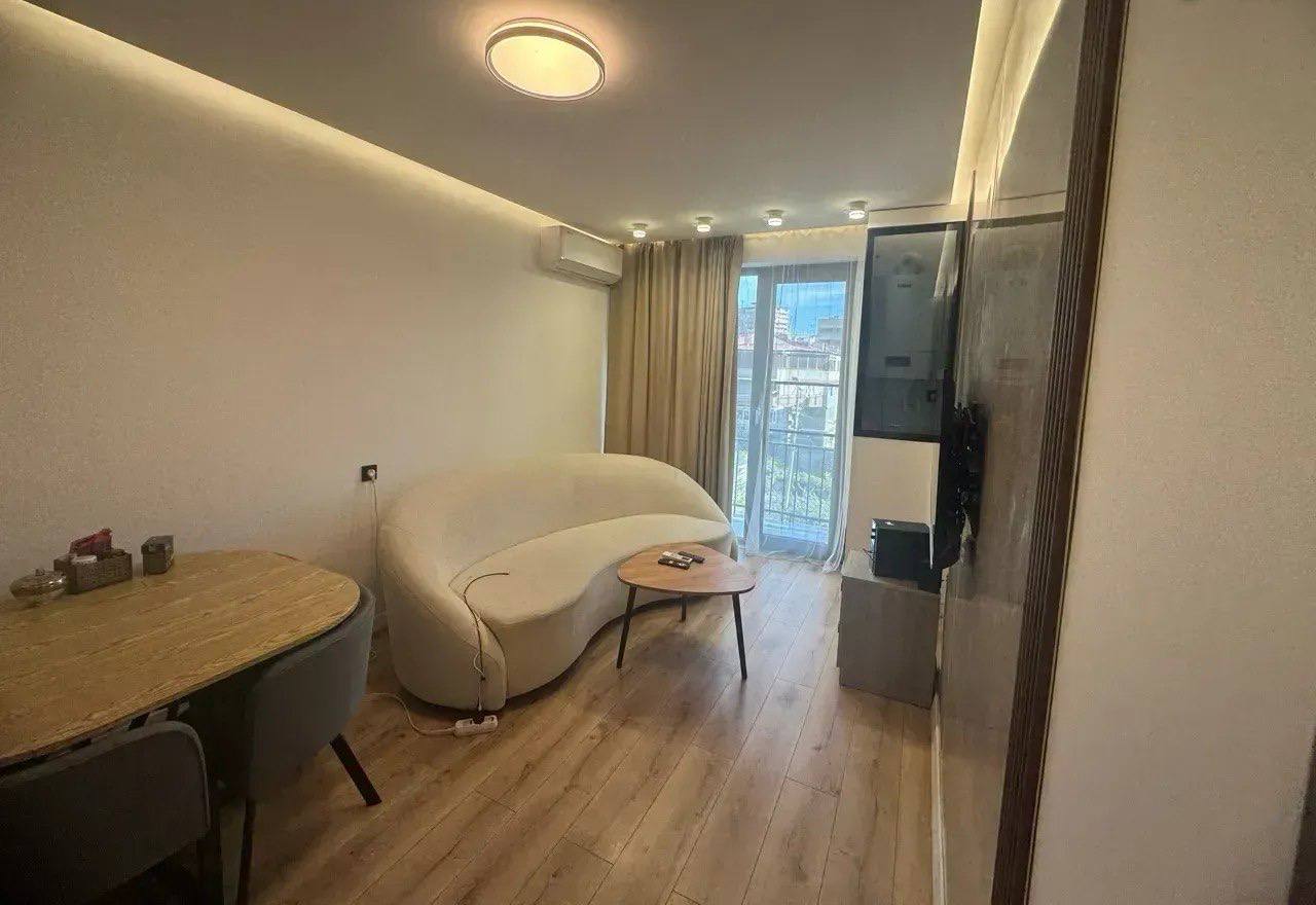 Cozy Furnished 2-Room Apartment in Arabkir photo 2 of 8