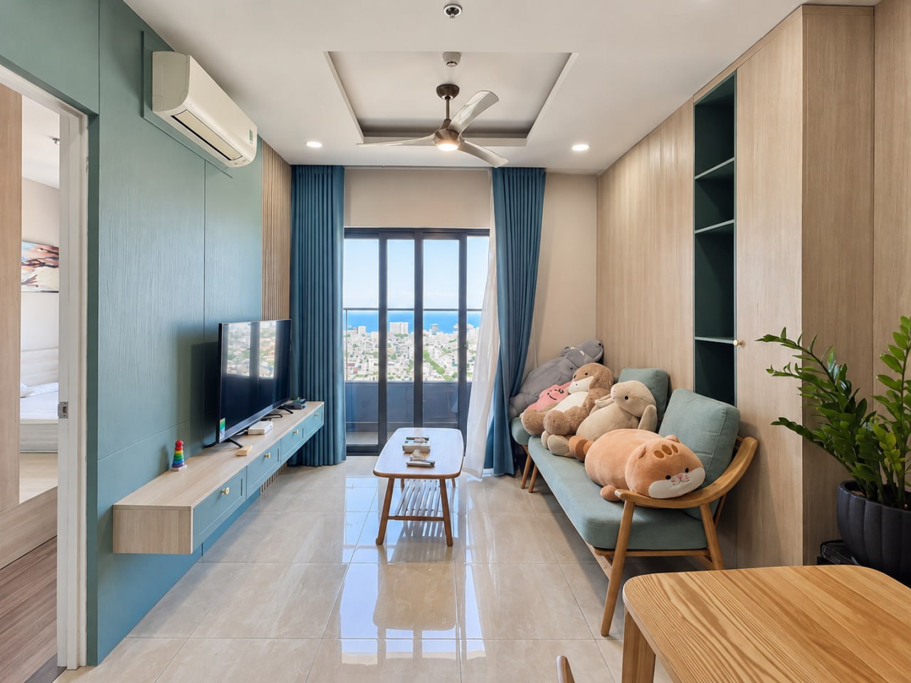 2BR Monarchy B Luxury Apartment Near Han River photo 1 of 8