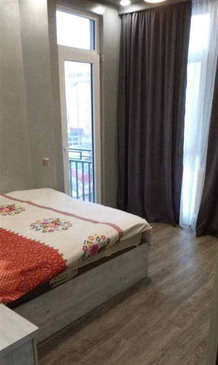 2-Bedroom Apartment in Old Batumi photo 3 of 8