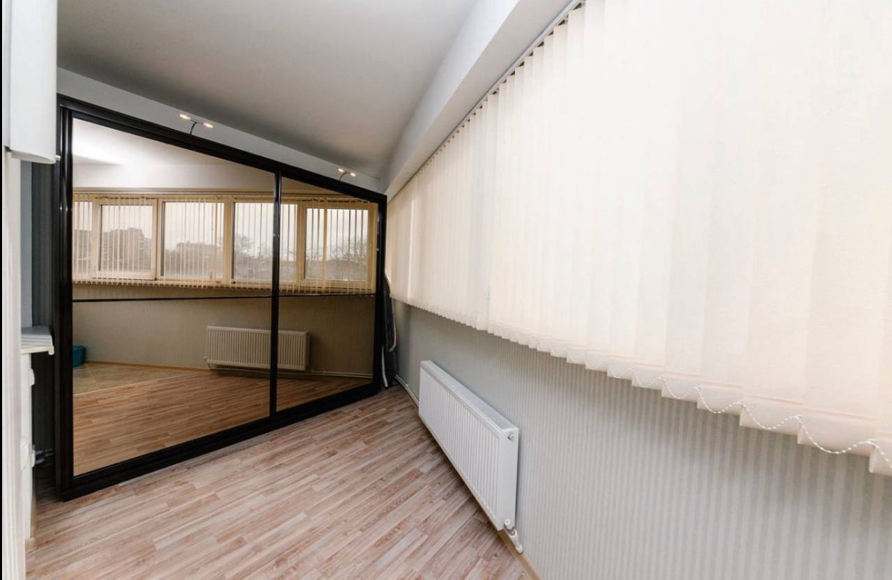 Two-Bedroom Apartment in Central Chisinau photo 7 of 8
