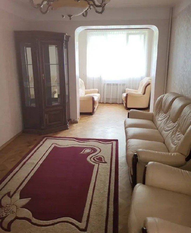 Furnished 3-Room Apartment in Arabkir photo 3 of 8