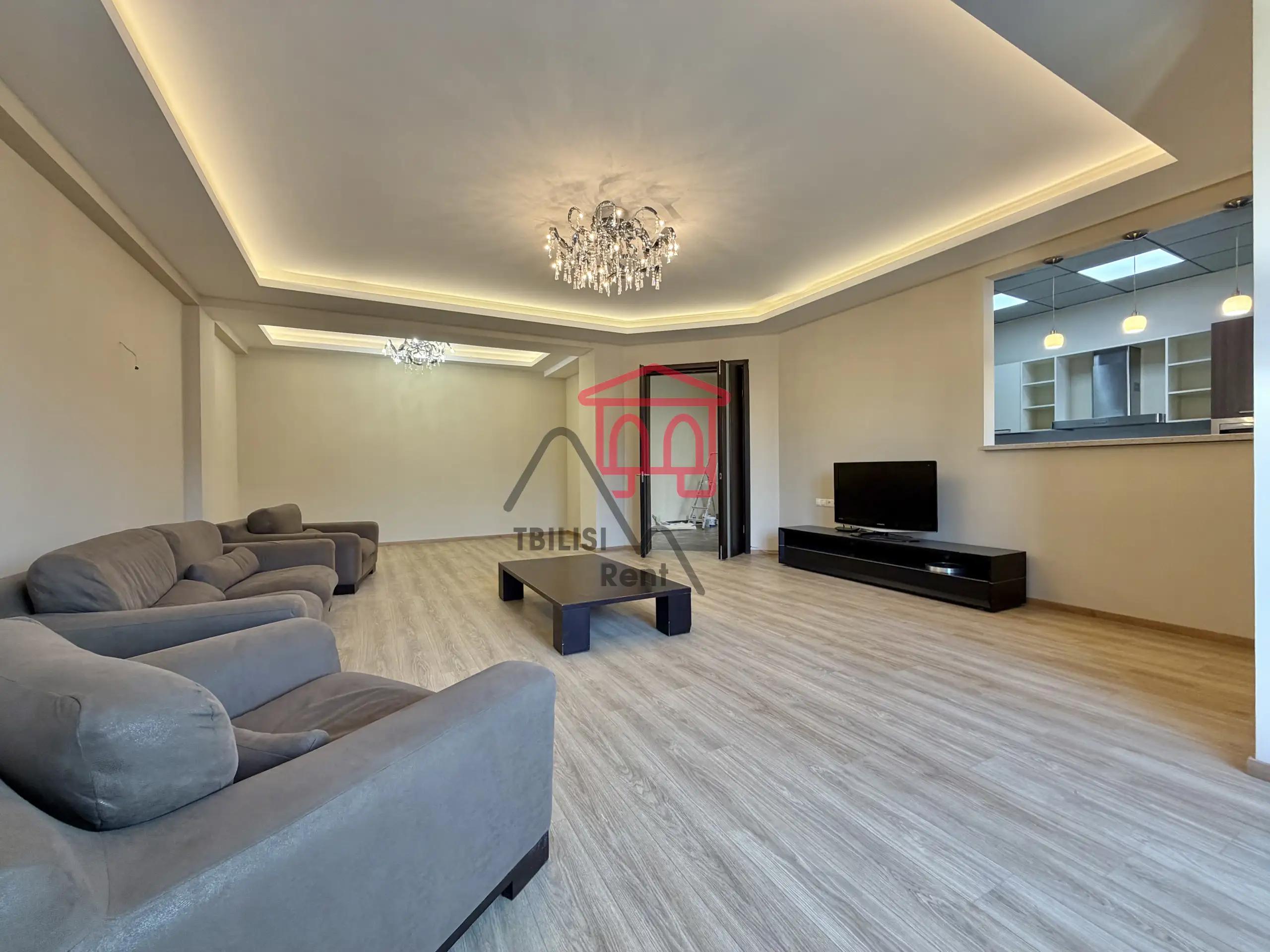 Spacious 3-Bedroom Apartment in Saburtalo photo 3 of 8