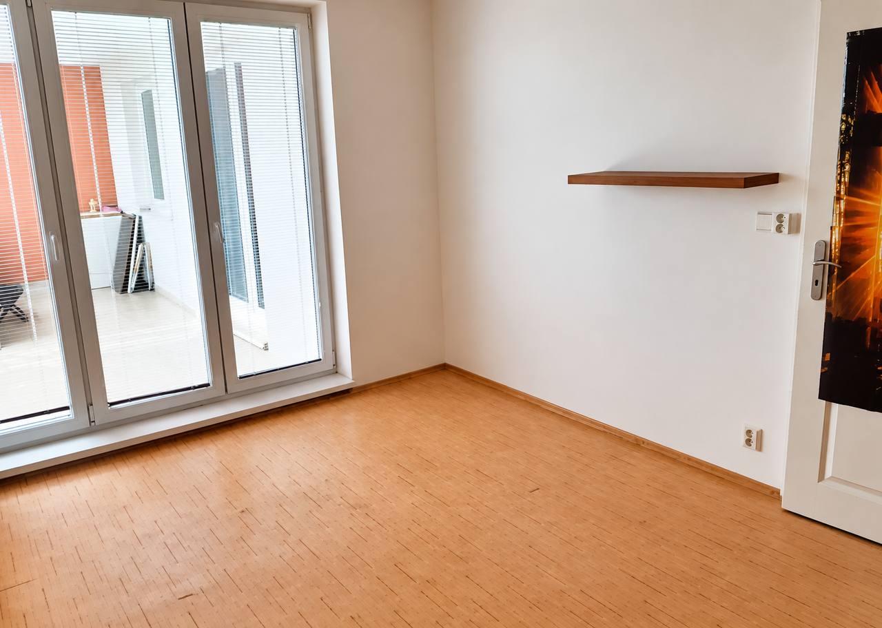 2+kk Apartment with Balcony in Prague photo 3 of 8