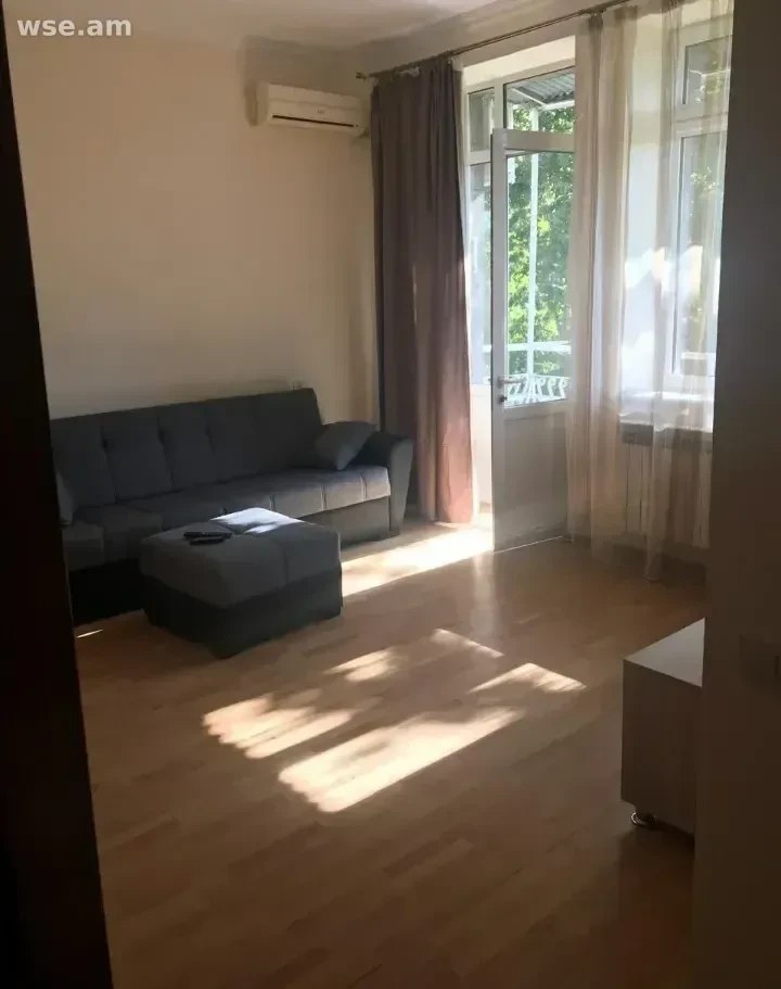 1-Bedroom Apartment in Arabkir photo 2 of 8
