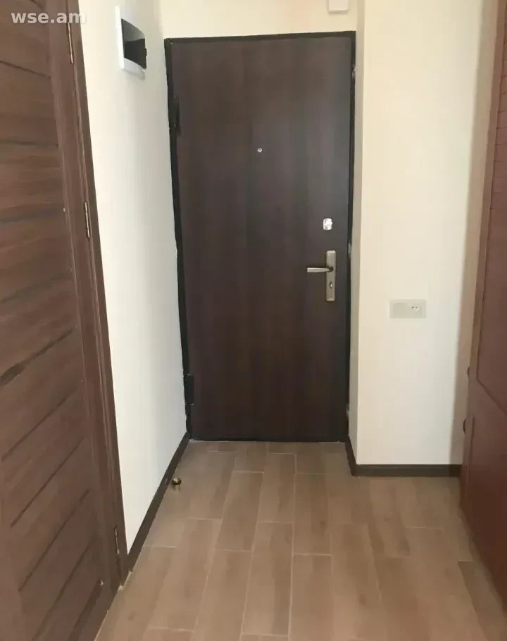 1-Bedroom Apartment in Arabkir photo 6 of 8