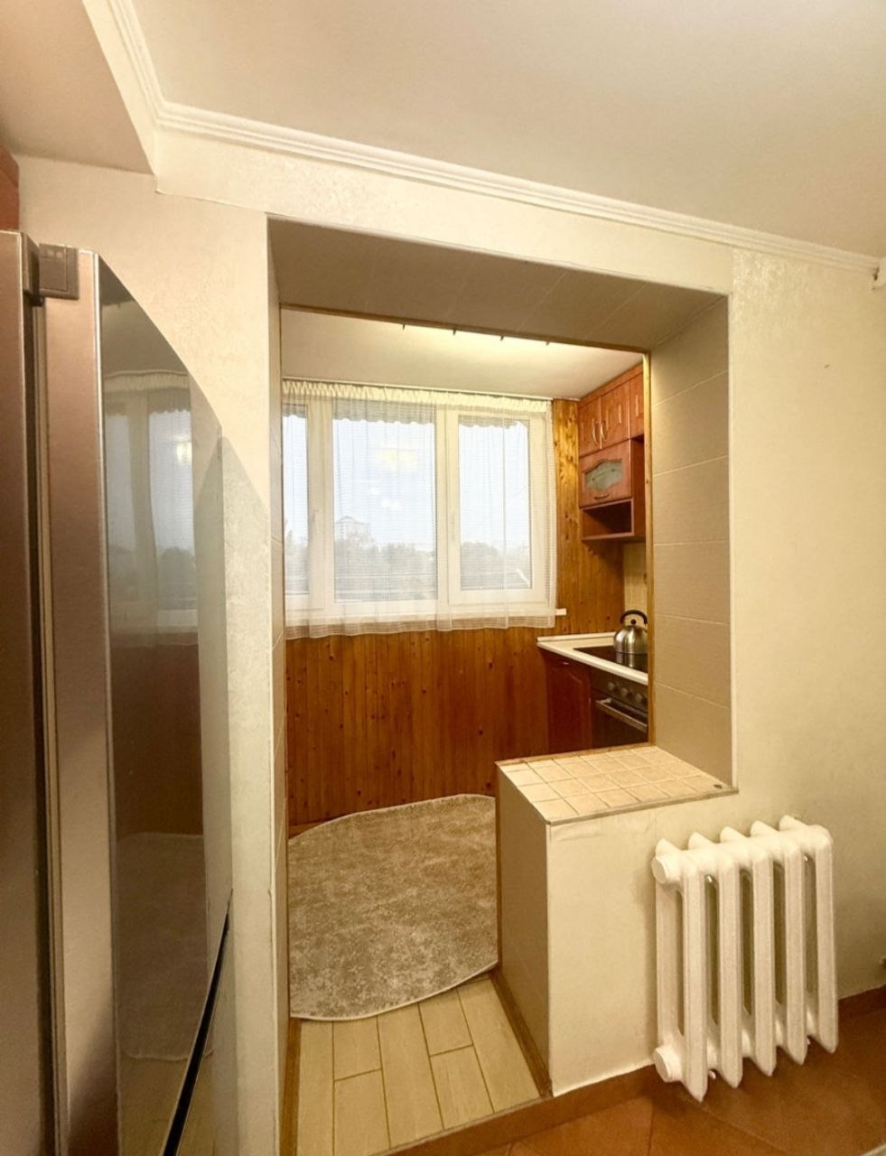 One-Bedroom Apartment in Central Chisinau photo 5 of 8