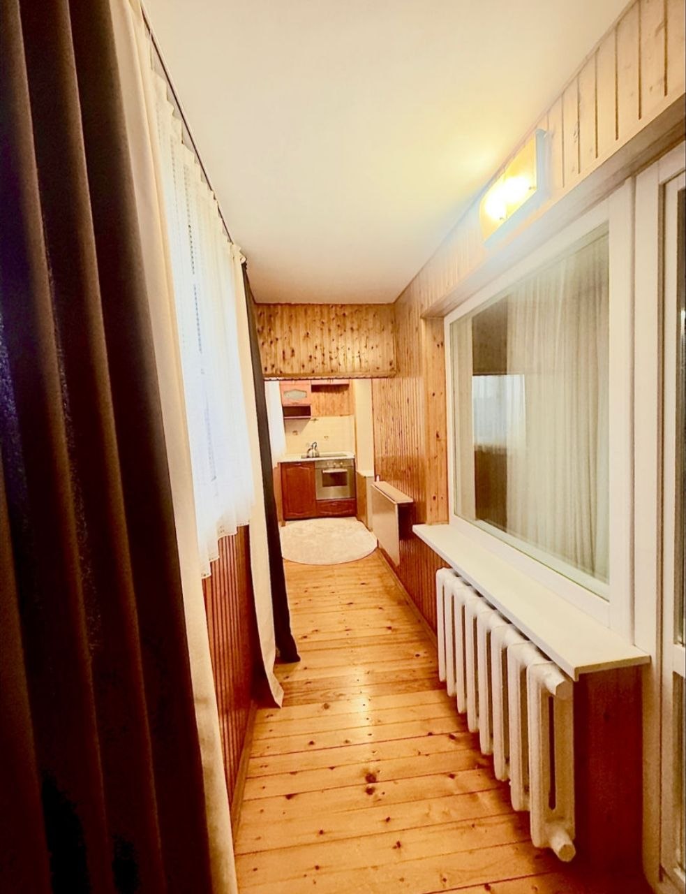 One-Bedroom Apartment in Central Chisinau photo 6 of 8