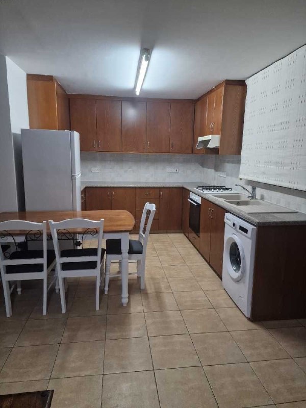 Furnished 1-Bedroom Apartment in Zakaki photo 5 of 8