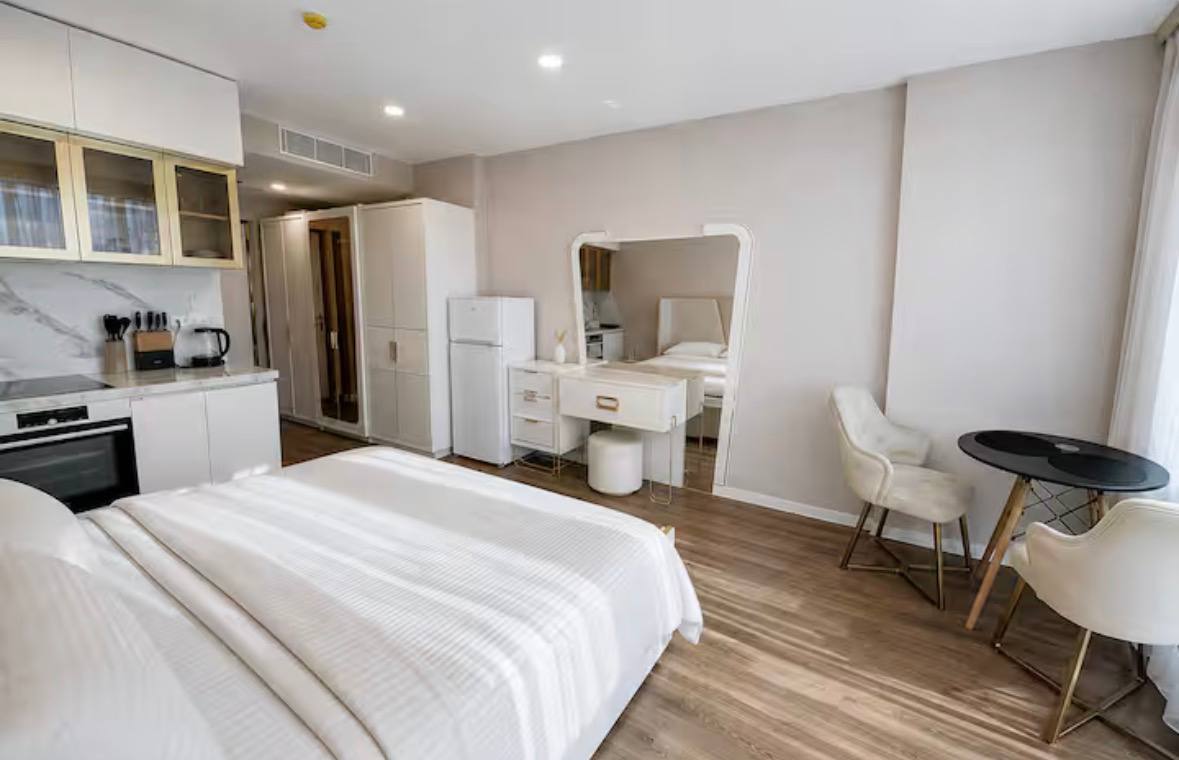 Студия в Ramada photo 4 of 5