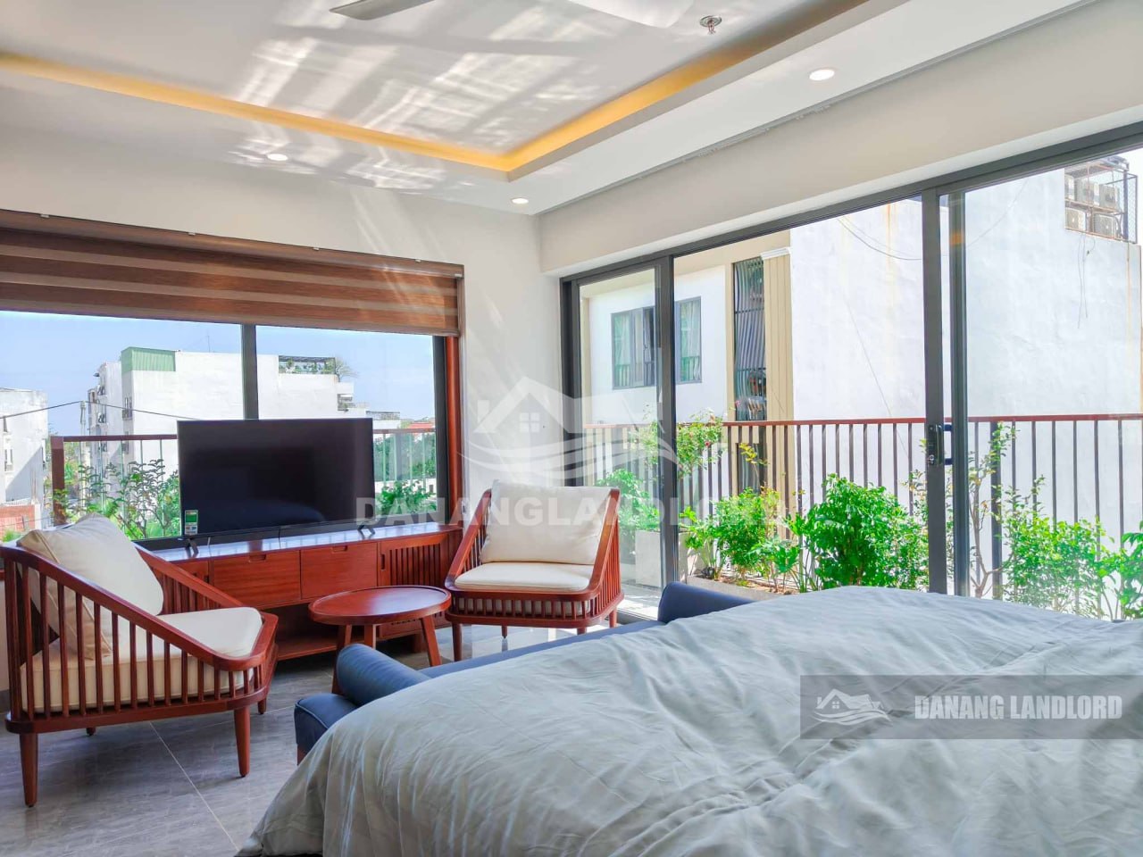 Cozy Studio Apartment with Spacious Balcony in My An photo 1 of 8