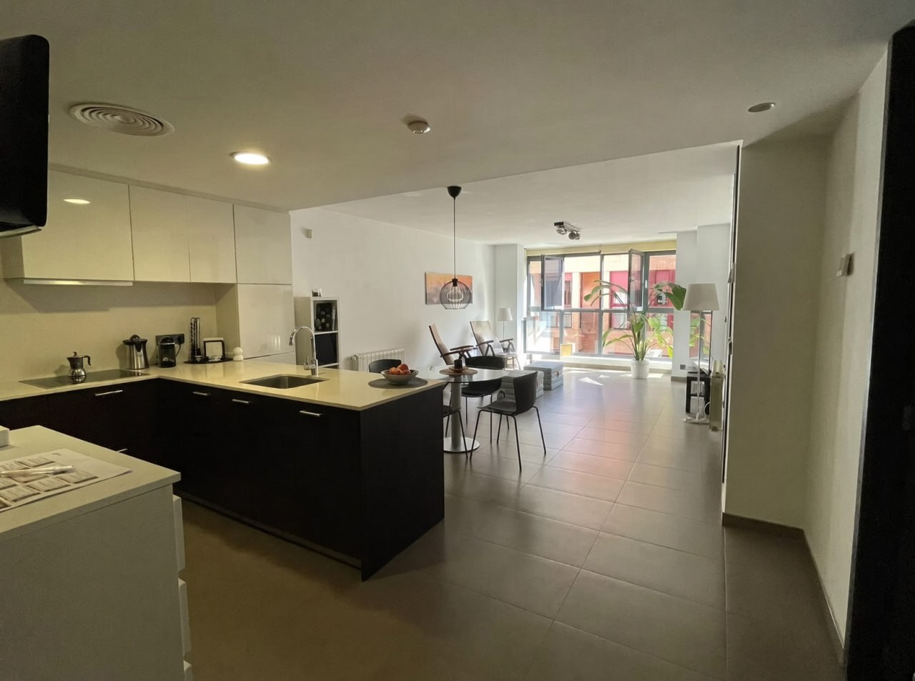Spacious 1-Bedroom Apartment in Mestalla