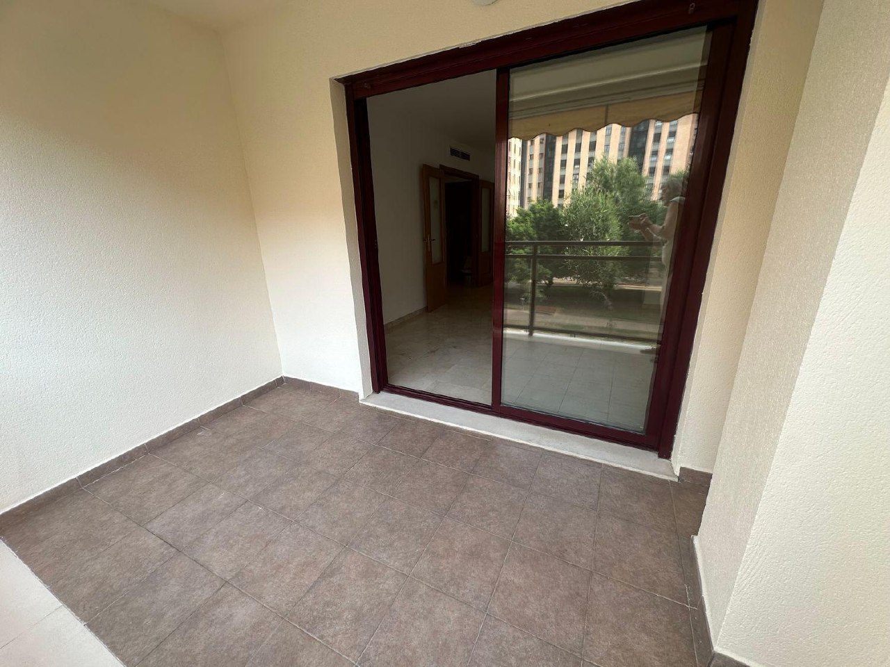 2-Bedroom Apartment with Terrace in Valencia photo 6 of 8