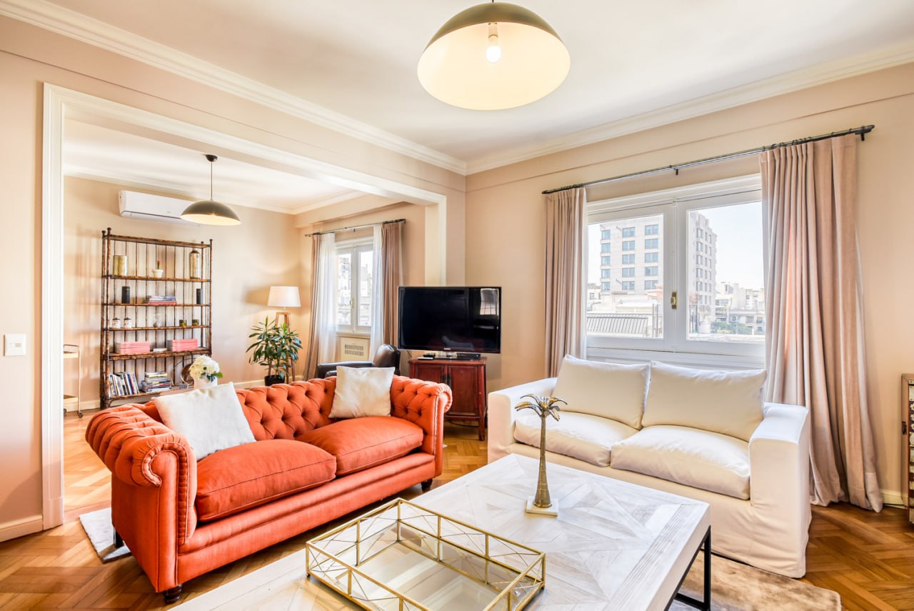 Four-Room Apartment in Recoleta photo 1 of 8