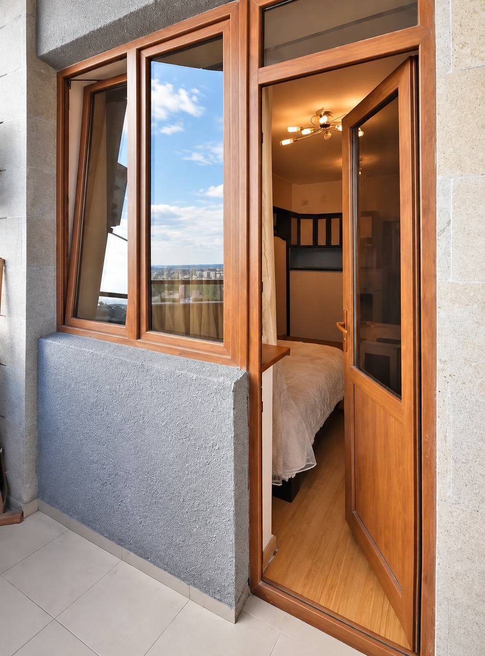 Furnished 1-Bedroom Apartment in Kentron photo 8 of 8
