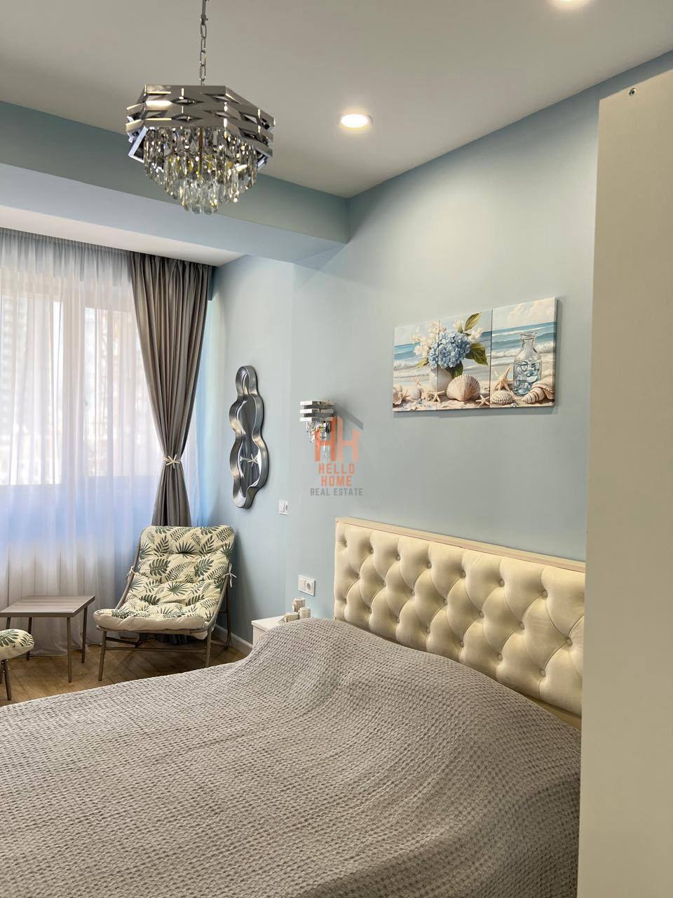 1-Bedroom Apartment in Batumi photo 3 of 6