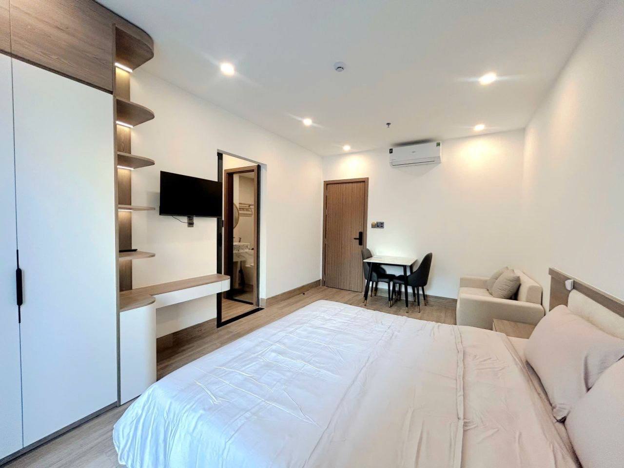 1-Bedroom Apartment in Son Tra photo 4 of 8