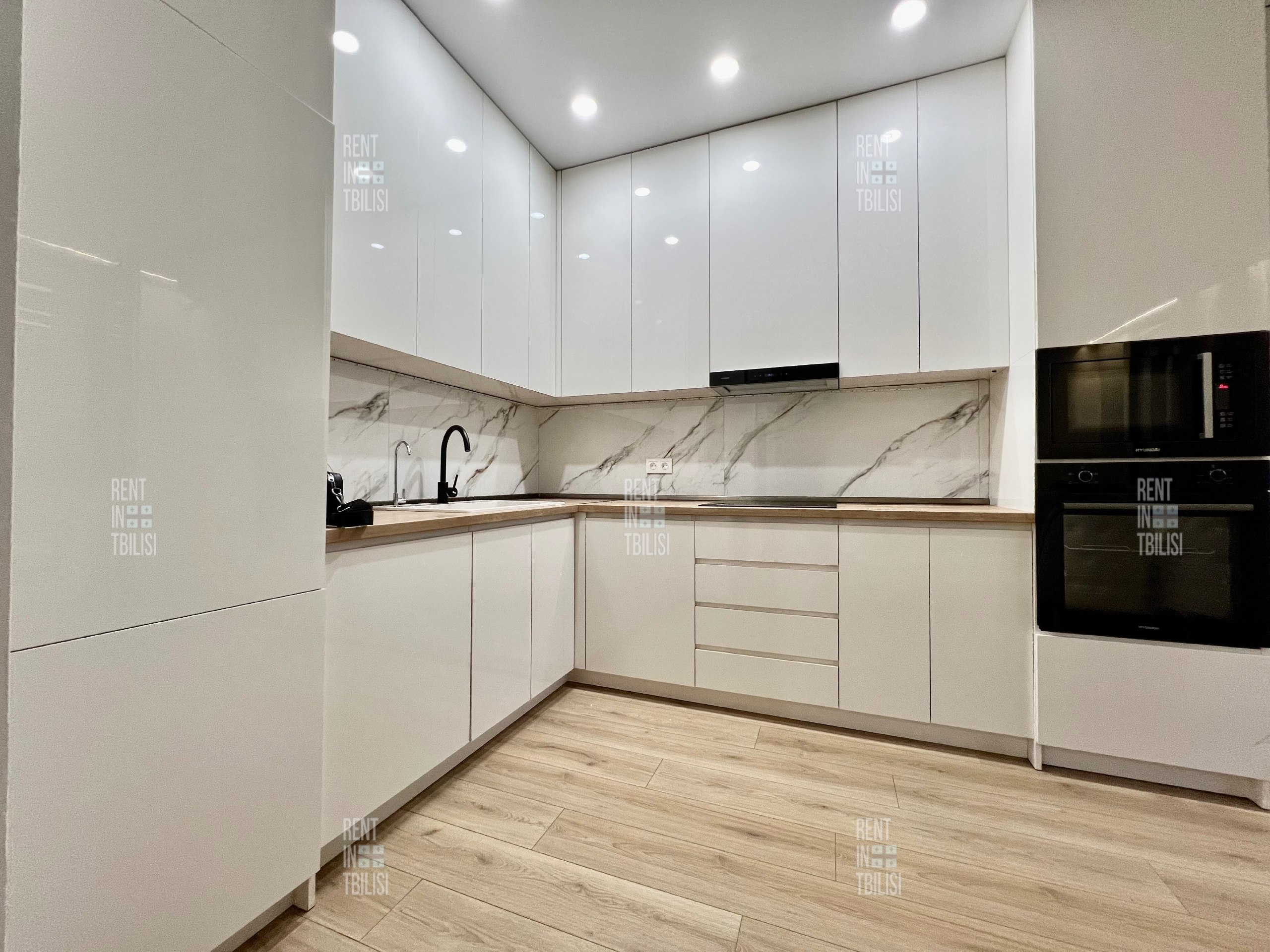Новая 3-комнатная квартира в Дидубе photo 3 of 8