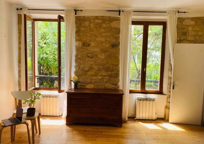 Furnished Studio Apartment in Paris 15th photo 1 of 3