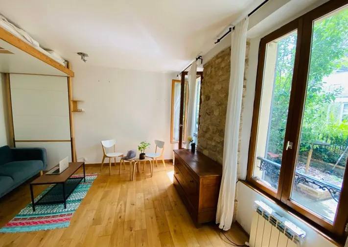 Furnished Studio Apartment in Paris 15th photo 2 of 3