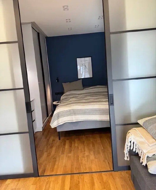 Furnished 2-Bedroom Apartment in Kentron photo 7 of 8