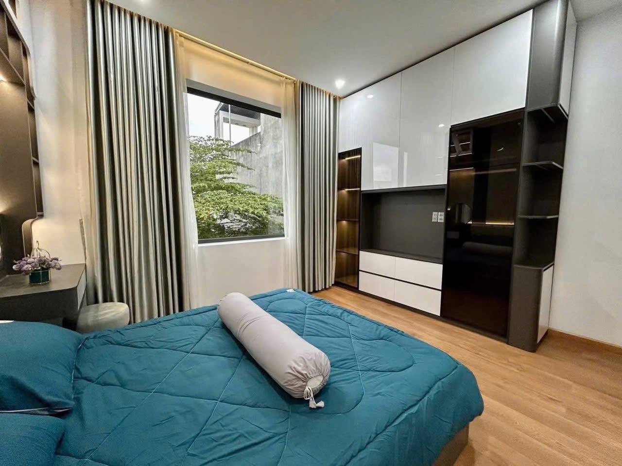 Three-Storey House in Hoa Khanh photo 8 of 8