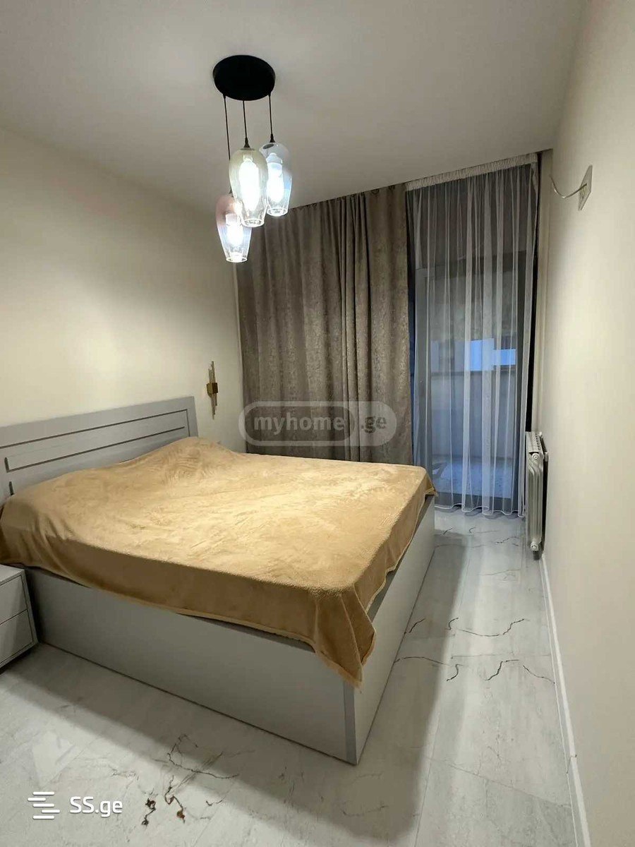 2-Room Apartment for Rent in Batumi photo 3 of 8