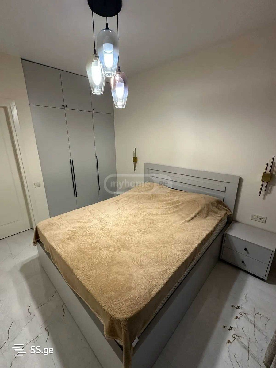 2-Room Apartment for Rent in Batumi photo 7 of 8