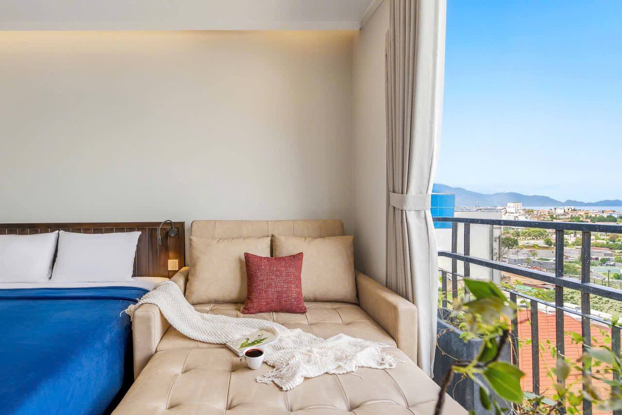 Brand-New Ocean-View Studio with Infinity Pool photo 3 of 8