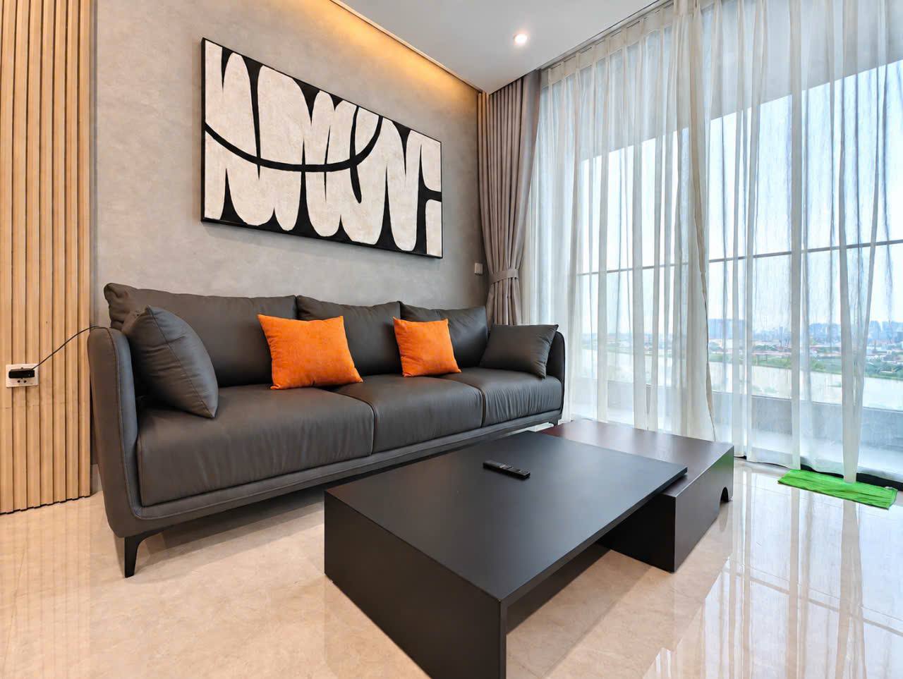 2-Bedroom Apartment in Panoma 1 photo 2 of 8