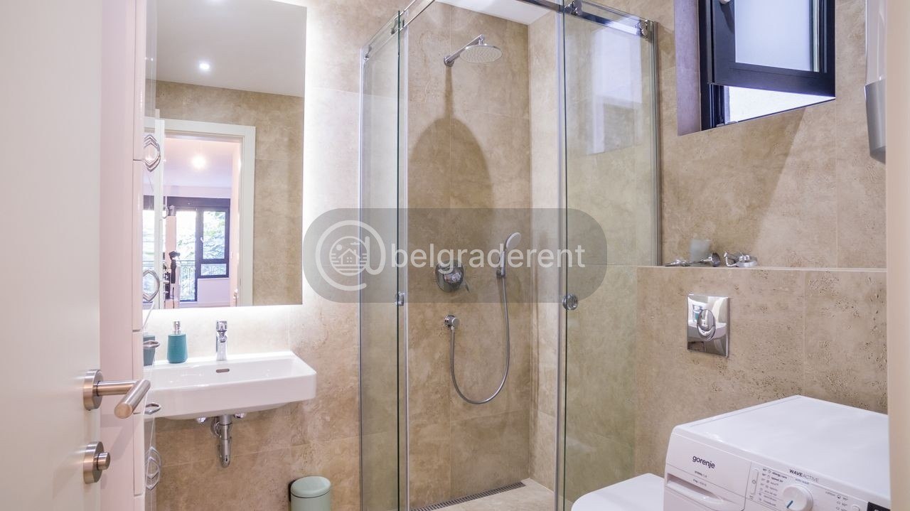 One-Bedroom Apartment in Stari Grad photo 5 of 7