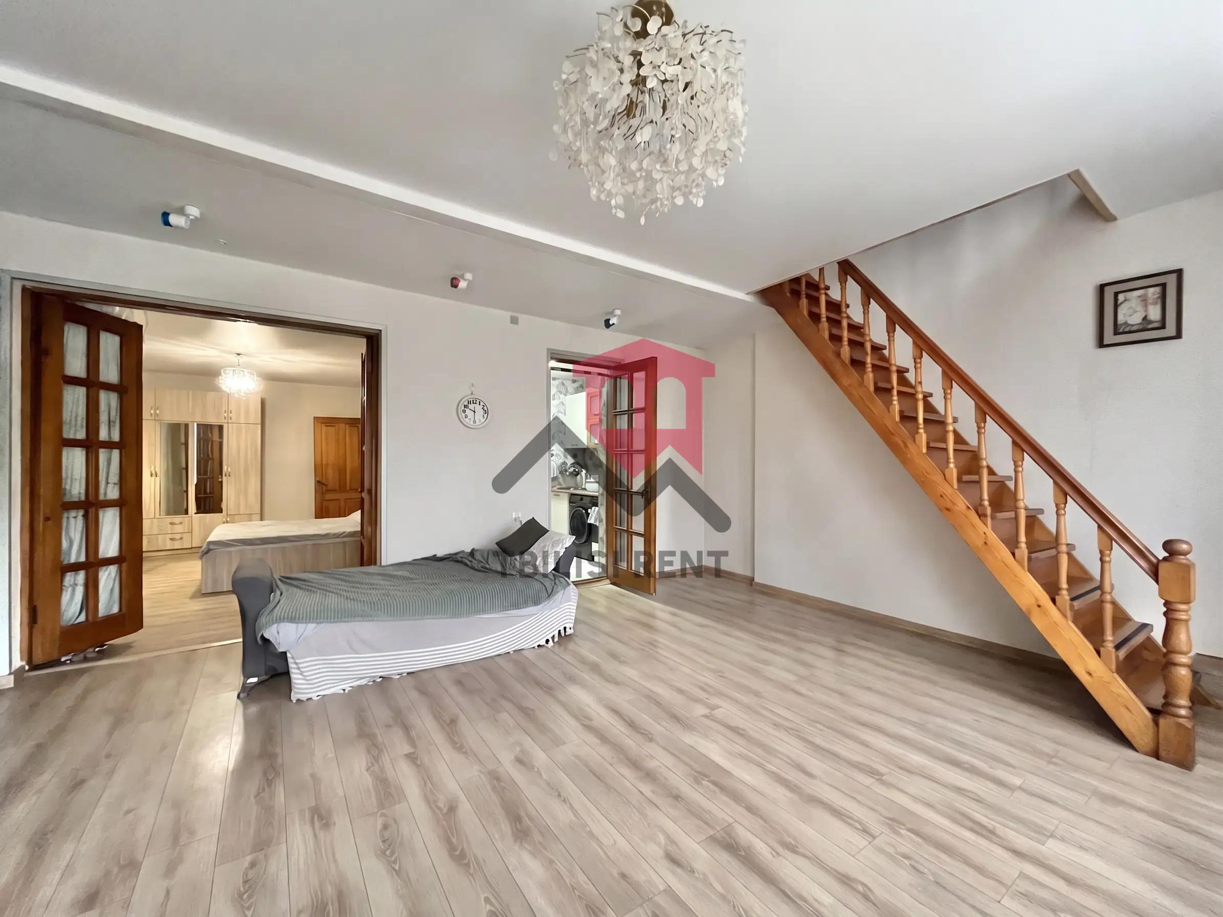 Two-Bedroom Apartment in Saburtalo photo 3 of 8
