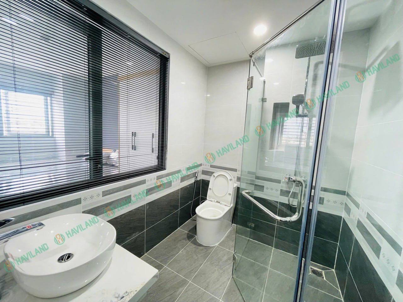 1-Bedroom Apartment on Pho Duc Chinh photo 6 of 6