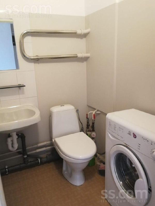 One-Room Apartment in Plavnieki photo 8 of 8