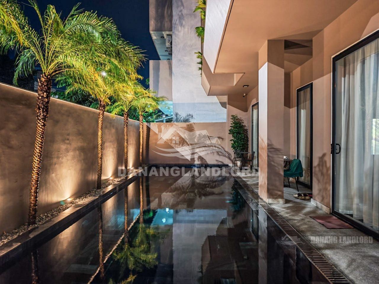 Modern 1-Bedroom Apartment with Pool and Gym photo 8 of 8