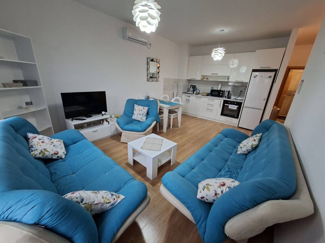 Однокомнатная квартира 50 м² photo 2 of 4
