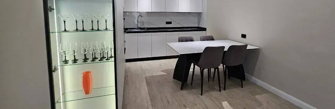 3-Bedroom Apartment in Kentron photo 3 of 8