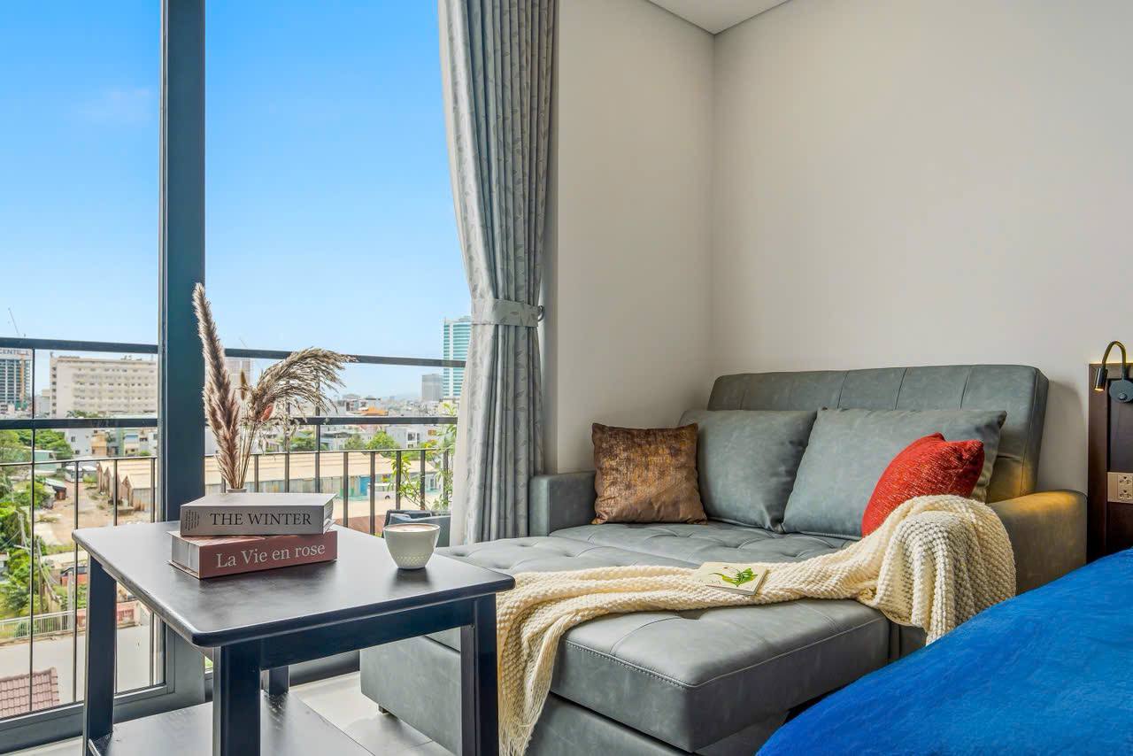 Brand-New Studio Apartment with Infinity Pool photo 3 of 8