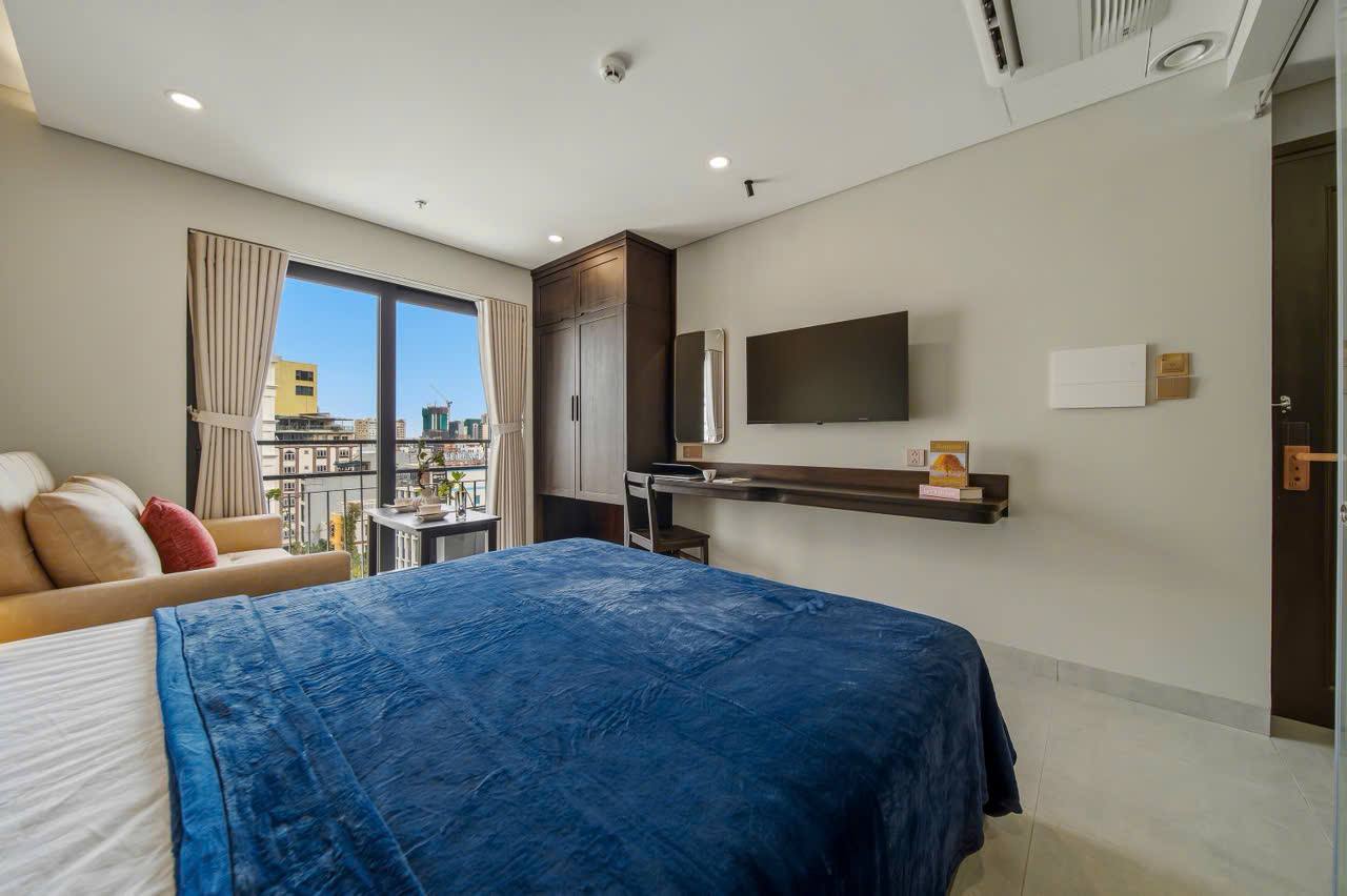 Brand-New Studio Apartment with Infinity Pool photo 6 of 8
